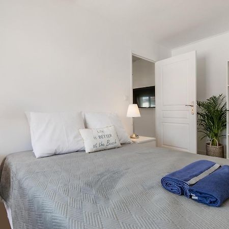 Flamingo Center Clemenceau Apartment Безие Екстериор снимка